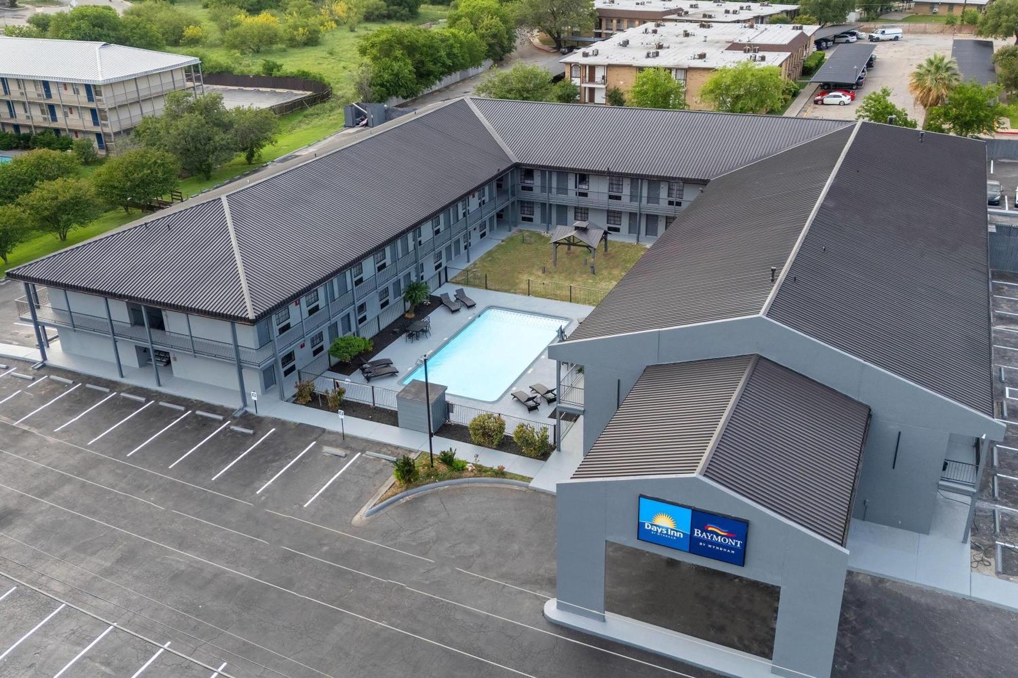 Days Inn By Wyndham San Antonio Near Lackland Afb Eksteriør bilde